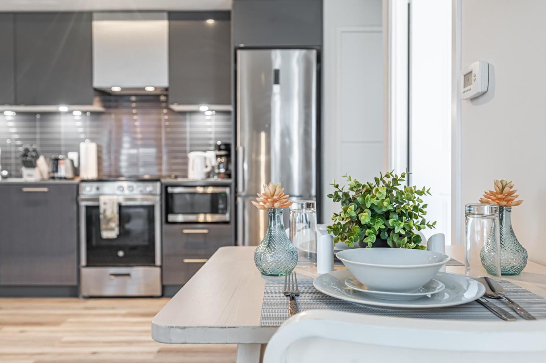 Toronto Garden Suites Buitenkant foto